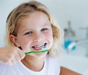 Cepillarse los dientes